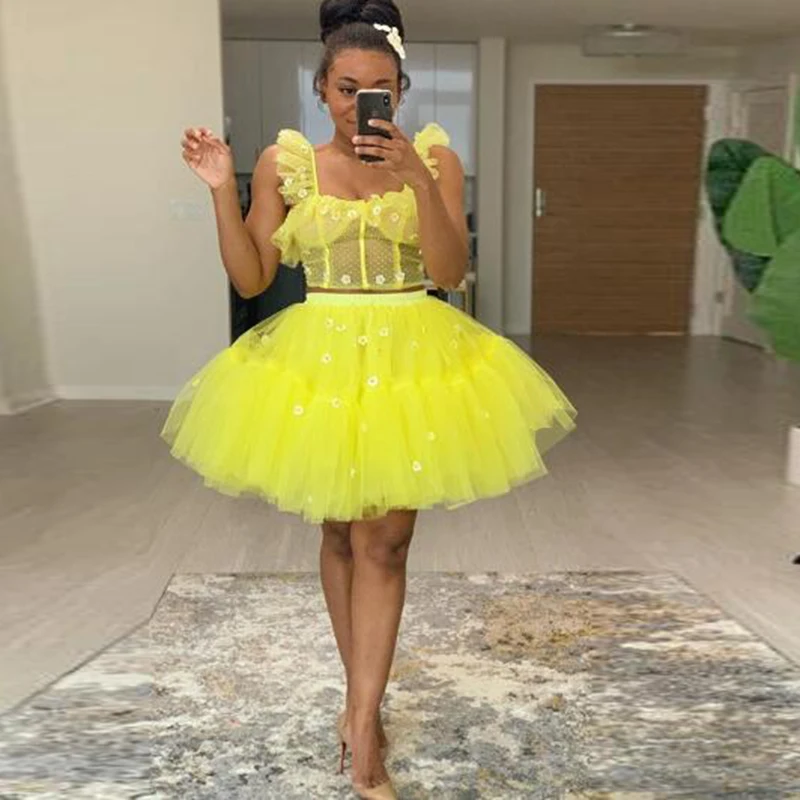 

Cheap 2 Pieces Yellow Cocktail Dress Floral Fluffy Extra Tulle Short Prom Dress Ball Gown Tutu Knee Length Homecoming Dresses