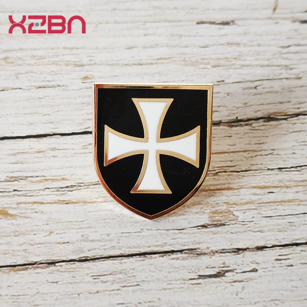 Masonic Lapel Pins Freemasonary Badge Mason Freemason Knight Templar Red White black Crossed Shield Exquisite  Banquet Brooch