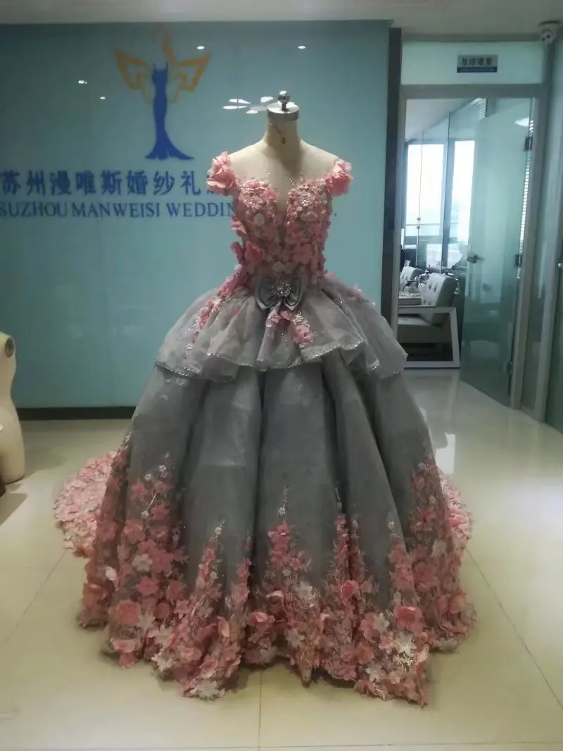 Real Pic-vestidos de quinceañera con apliques de flores, vestidos de baile de graduación con cuentas de encaje Floral personalizados, 16