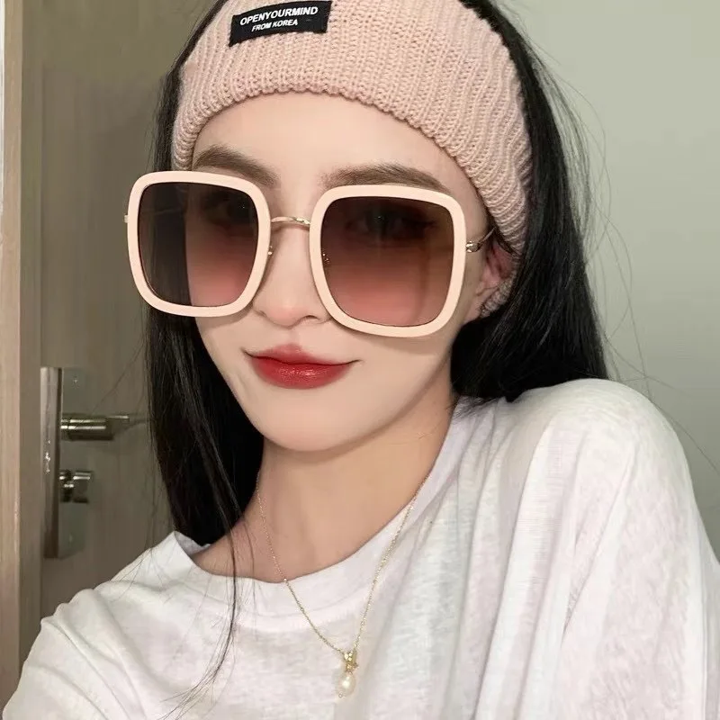 New Gradient Square Sunglasses Women Vintage Oversized Sun Glasses Men Brand Designer Trend Colored Eyewear Outdoor UV400