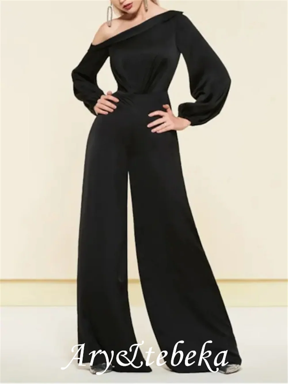 Jumpsuit Minimalis Elegan Tamu Pernikahan Gaun Malam Formal Satu Bahu Lengan Panjang Satin Lantai Panjang dengan Ramping 2021