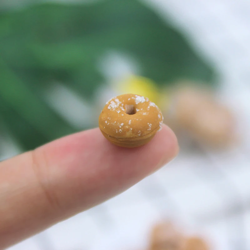 1:12 Miniature Donut มินิขนมปังบิสกิตอาหารแกล้งทำเป็นสำหรับ Blyth OB11 1/6 BJD ตุ๊กตา House Kitchen ของเล่นอุปกรณ์เสริม