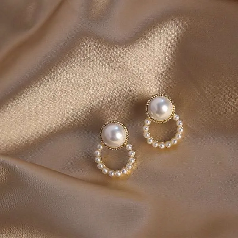 

2021 Korean New Simple Geometry Earrings Fashion Temperament Sweet Pearl Flower Earrings Female Jewelry Party Gift