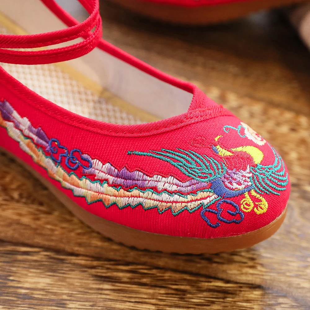 Veowalk Autumn Vintage Handmade Chinese Women Canvas Platforms Flower Embroidered Cotton Comfortable Shoes Big Size 34-43