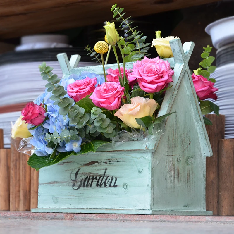 Antique Blue House Shaped Wooden Flower Basket With Black Garden Printed On European Home Garden Decor Tabletop Wood Flower Pot