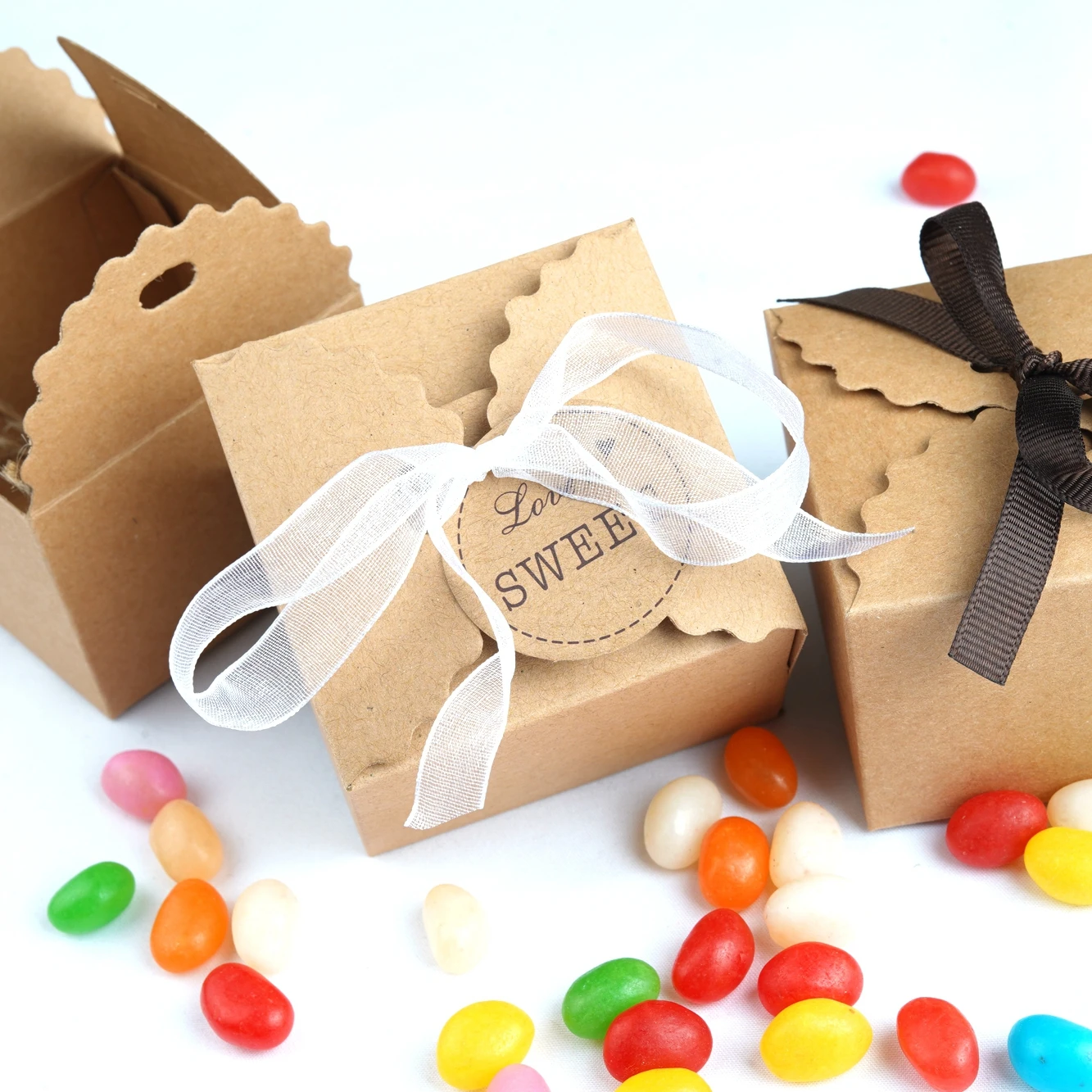 Wave Kraft Paper Box with ribbons and tags wedding baby shower favors candy box gift packing boxes vintage party favours 10pcs