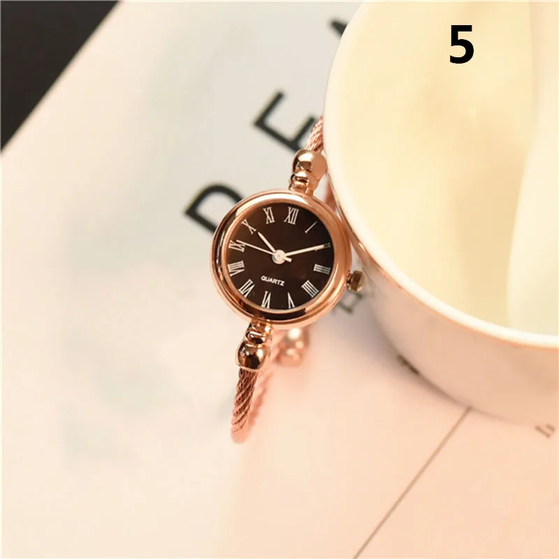 Small Gold Bangle Bracelet Luxury Watches Stainless Steel Retro Ladies Quartz Wristwatches Fashion Casual Women Dress Watch