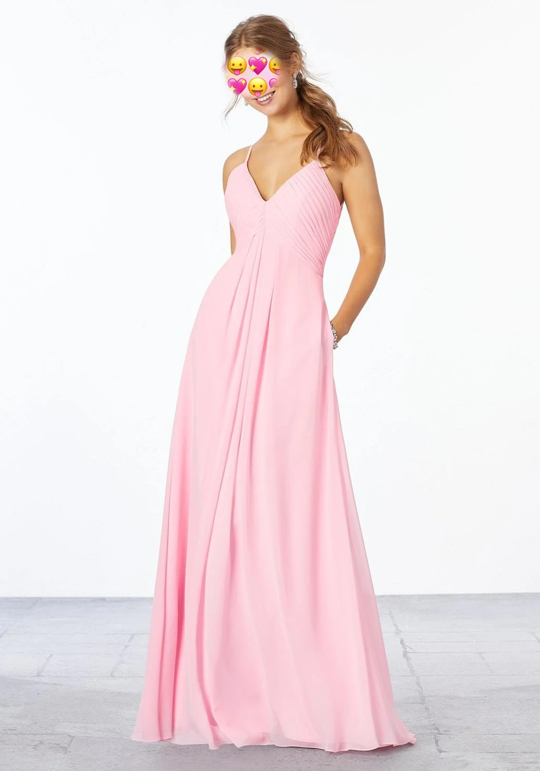 Elegant Pink Chiffon Bridesmaid Dresses A-Line V Neck Sleeveless Ruched Chiffon Wedding Guest Dresses Hollow Back Long