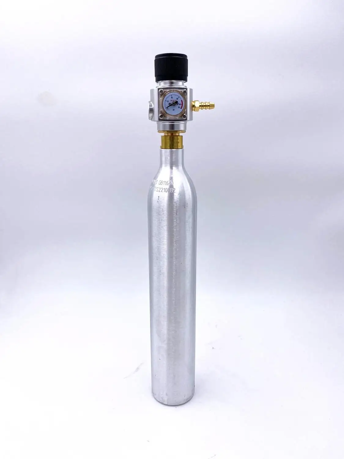 Soda Co2 0.6L Bottle Tank Cylinder 2200psi 15MPA High Compressed Bottle with Valve TR21*4