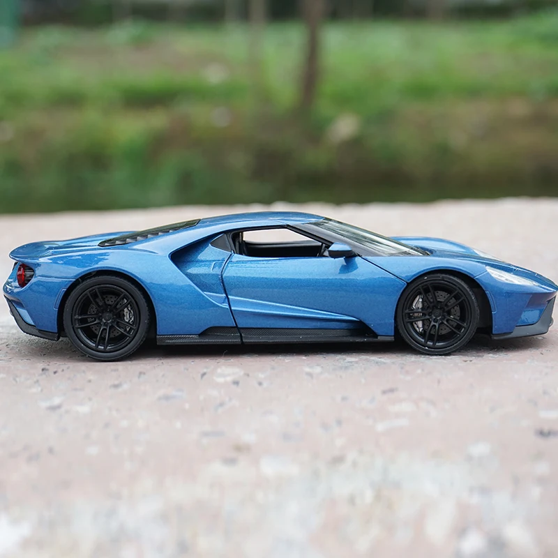 WELLY 1:24  Ford GT 2017 Supercar Alloy Car Model Diecasts & Toy Vehicles Collect Car Toy Boy Birthday gifts