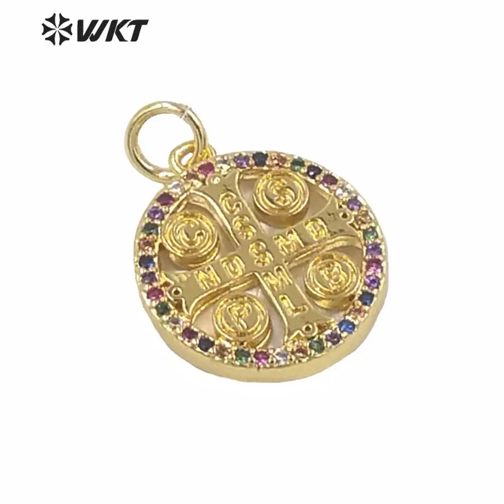 WT-MP154 New hot sales gold electroplated round tiny religous cross pendant women fashion jewerly design round coin cross charms