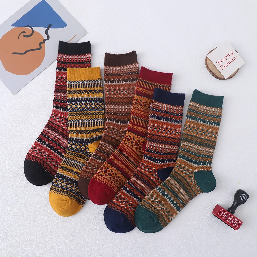 1 Pair Women Socks Spring Autumn Retro Style Men Couple Cotton Socks National Style Stripes Pattern Solid Color Socks