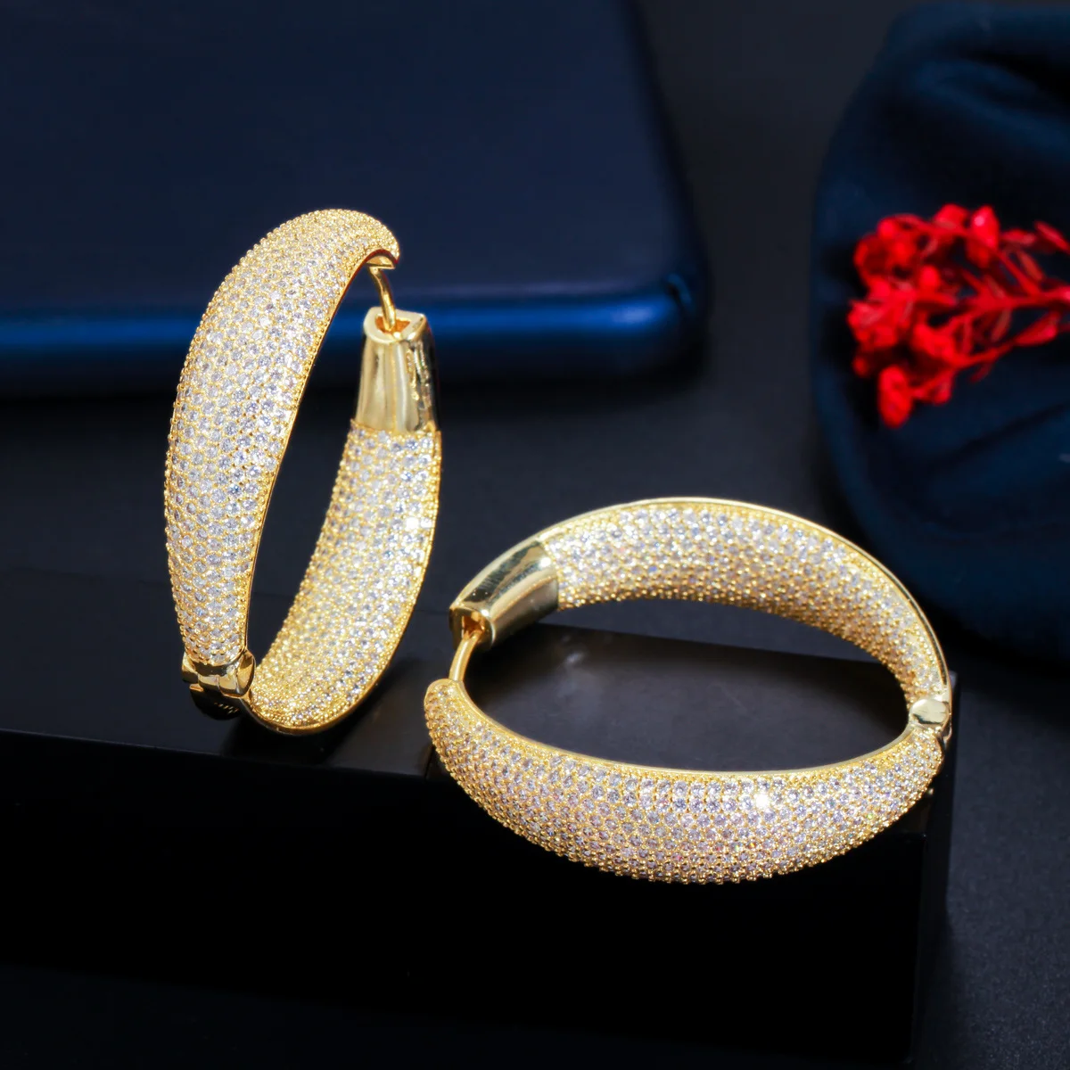 CWWZircons Super Luxury Micro Pave Cubic Zirconia Stone Round Big Gold Plated Hoop Earring for Women Dubai Bridal Jewelry CZ793