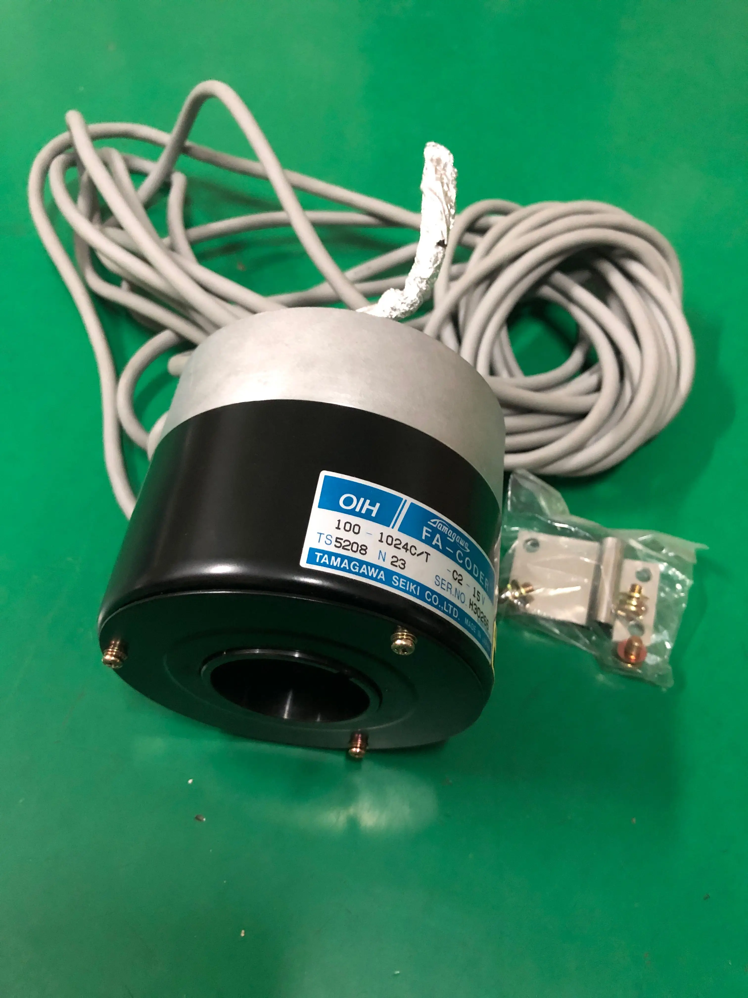 TS5208N23  encoder original authentic  Can replace TS5208N13   OIH100-1024C/T-C2-15 Tam aga wa