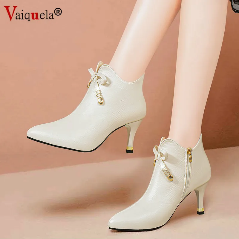 Winter Fashion Women Boots Beige Pointed Toe Elastic Ankle Boots Heels Shoes Autumn Winter Female Socks Boots