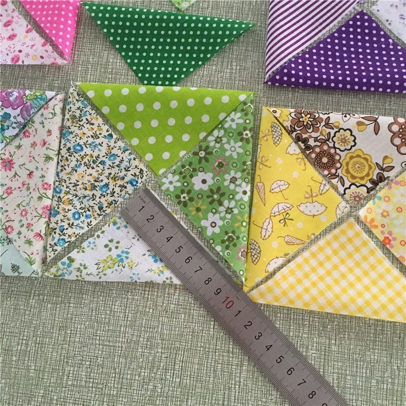 30 PCS/Lot 10*10*14CM Triangular Cotton Patchwork Fabric Charm Pack Quilting Fabrics No Repeat Designs Cloth Random Delivery