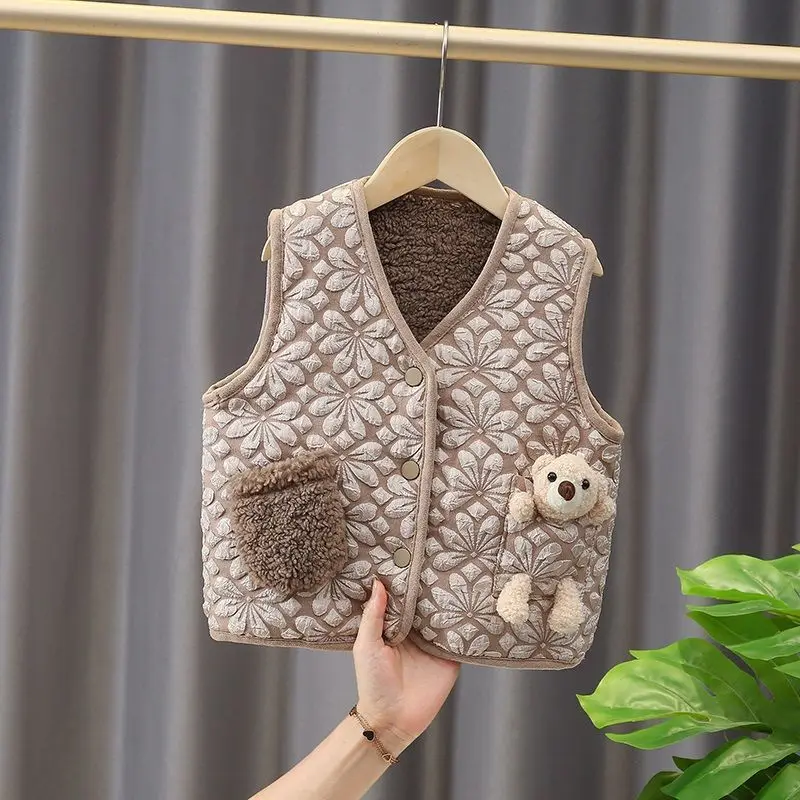 Children's vest autumn/winter 2021 cartoon pocket bear vest Korean version cute girl lamb fur both sides wear children's vest