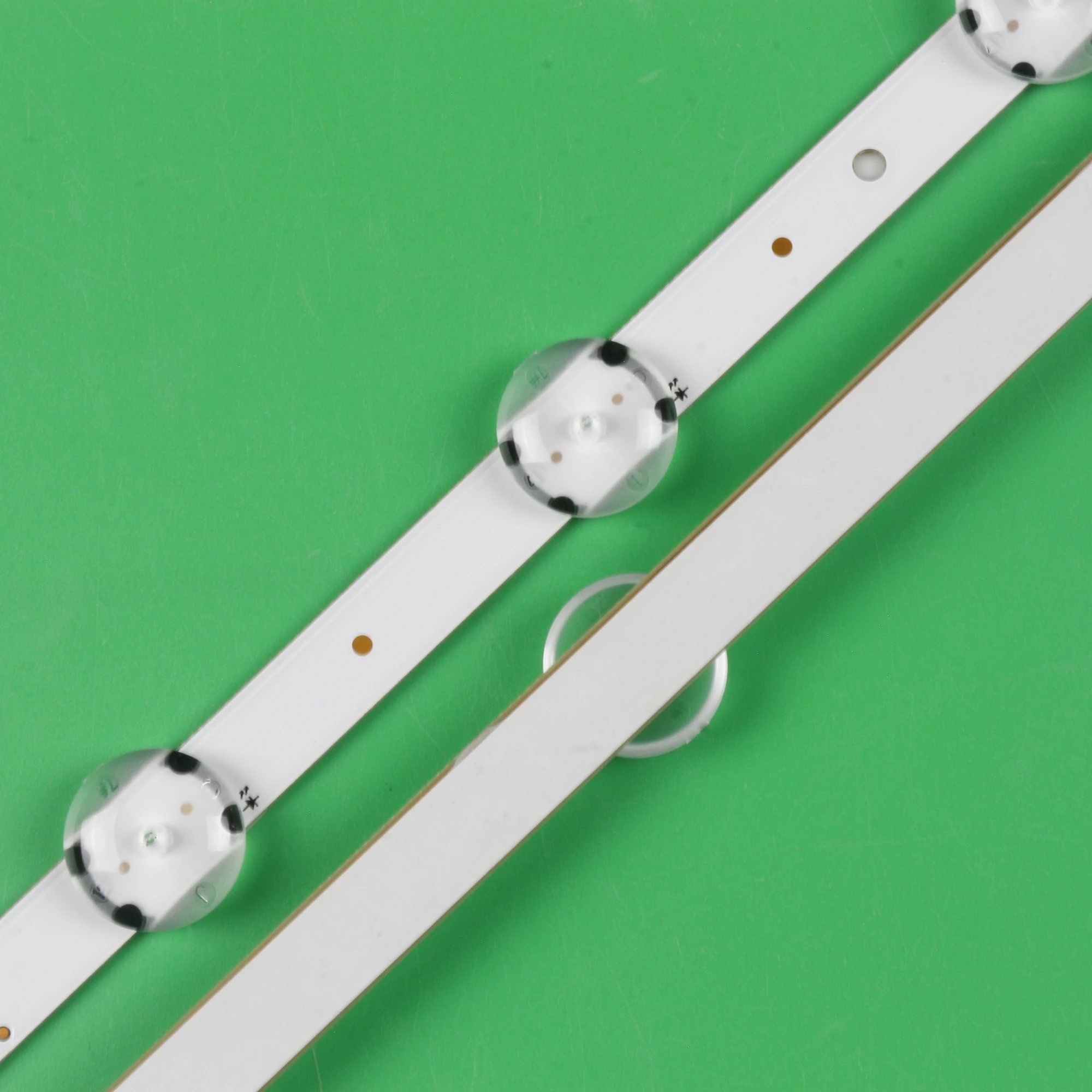 新しい35個ledバックライトストリップLUX0155004 VES550QNDS-2D-N12 VES550QNDS-2D-S11 55AO4USB 55AO6USB SVV550AK7_UHD_7LED_A bタイプ