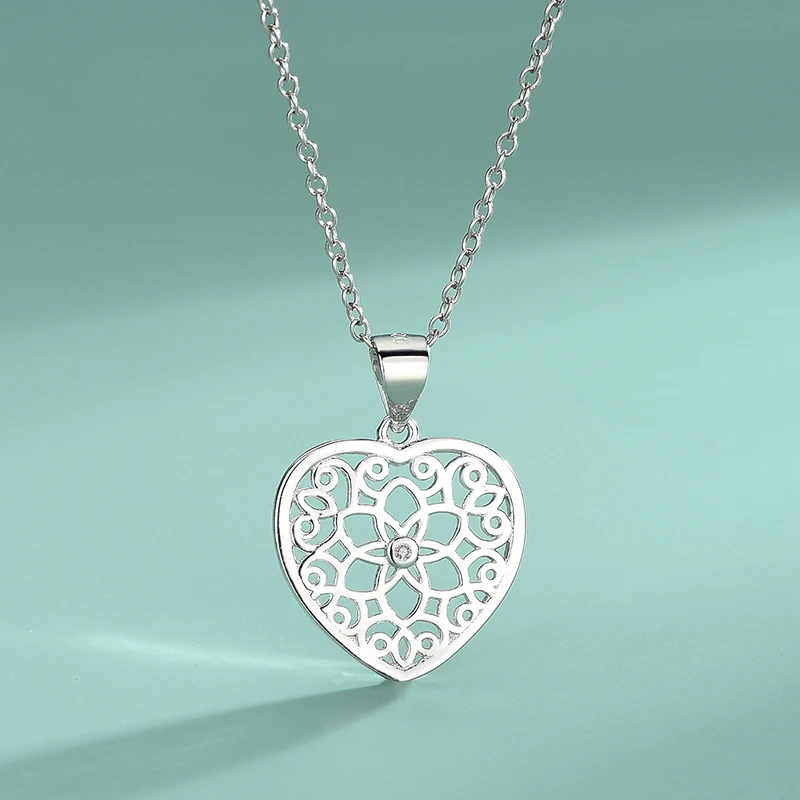 

S925 Sterling Silver Heart-Shaped Love Hollow Peach Heart Jewelry Pendant The Flower Of Life Ladies Secklace Simplicity Fashion