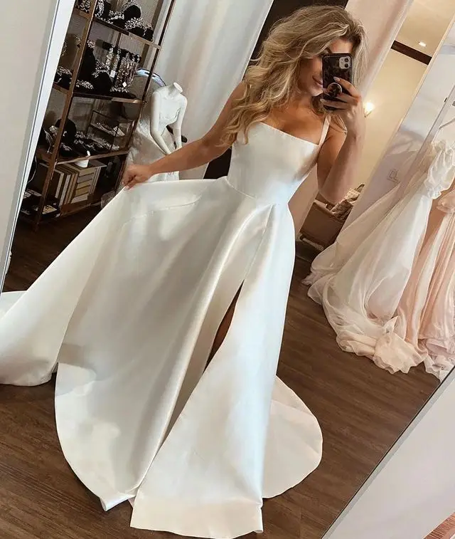 Fashion A-line Wedding Dresses Sexy Spaghetti Straps Sleeveless Boat Neck Long Train Satin Lace-up Wedding Gown Bridal Dresses