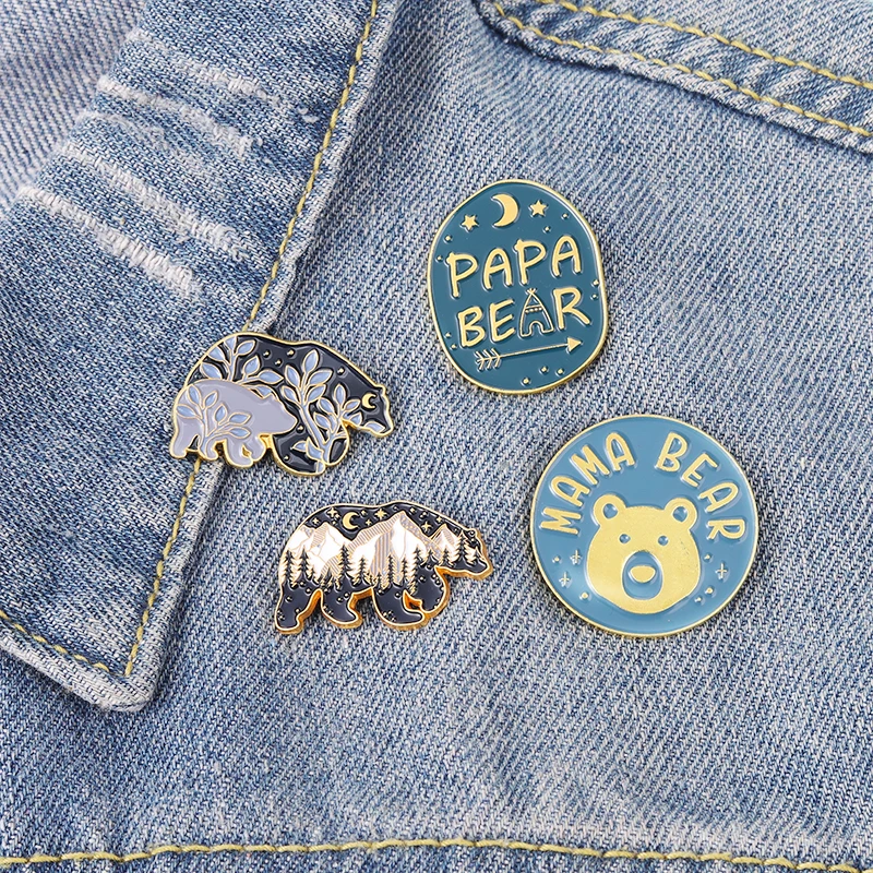 Mama Bear with Cubs Custom Enamel Pins Cute Cartoon Animal Brooch Bear Family Lapel Pin Badge Jewelry Gift for Friends Wholesale