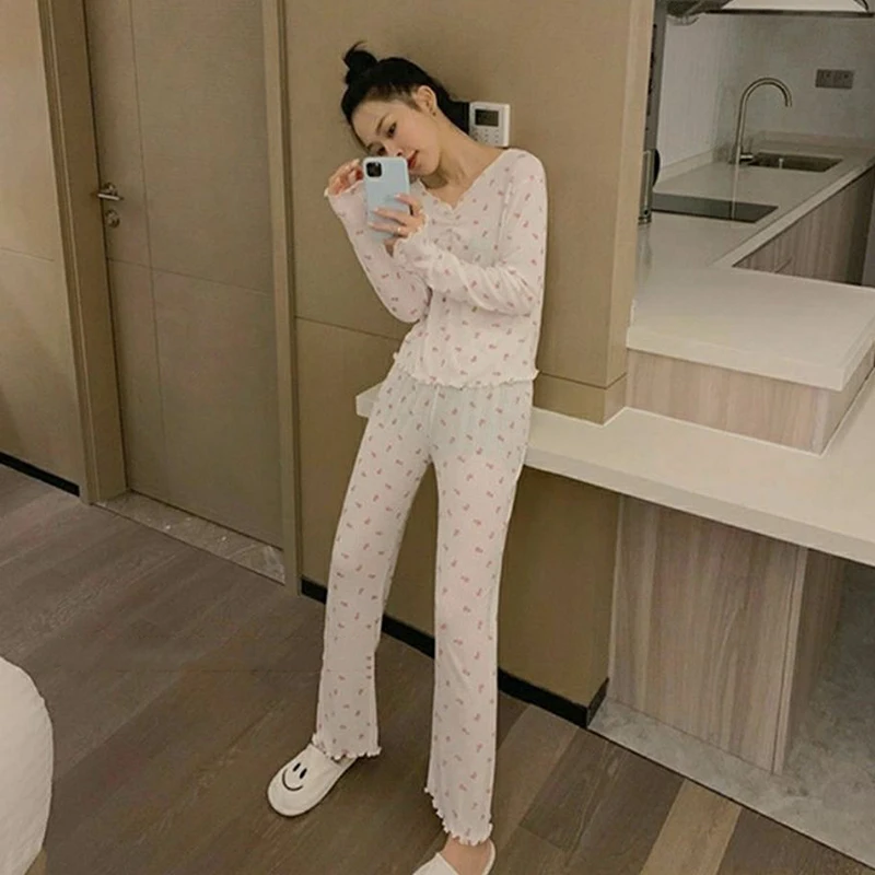 Women Pajama Sets Autumn Long Sleeve and Pants V-neck Printed Sweet Student Flower Leisure Lovely Loose Simple Pajamas Quick-dry