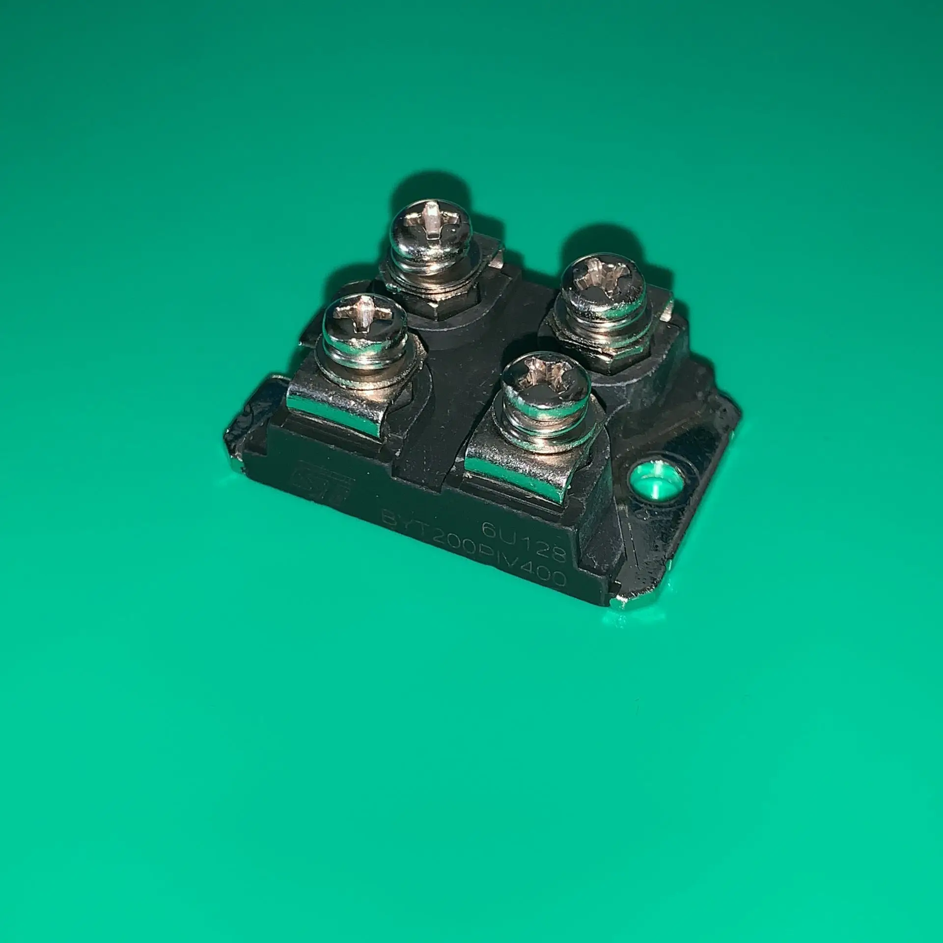 BYT200PIV400 IGBT BYT 200PIV400 ULTRAFAST POWER RECTIFIER DIODE BYT200PIV-400 IGBT MODULE BYT200 PIV400 BYT200P1V400 BYT200PIV 4