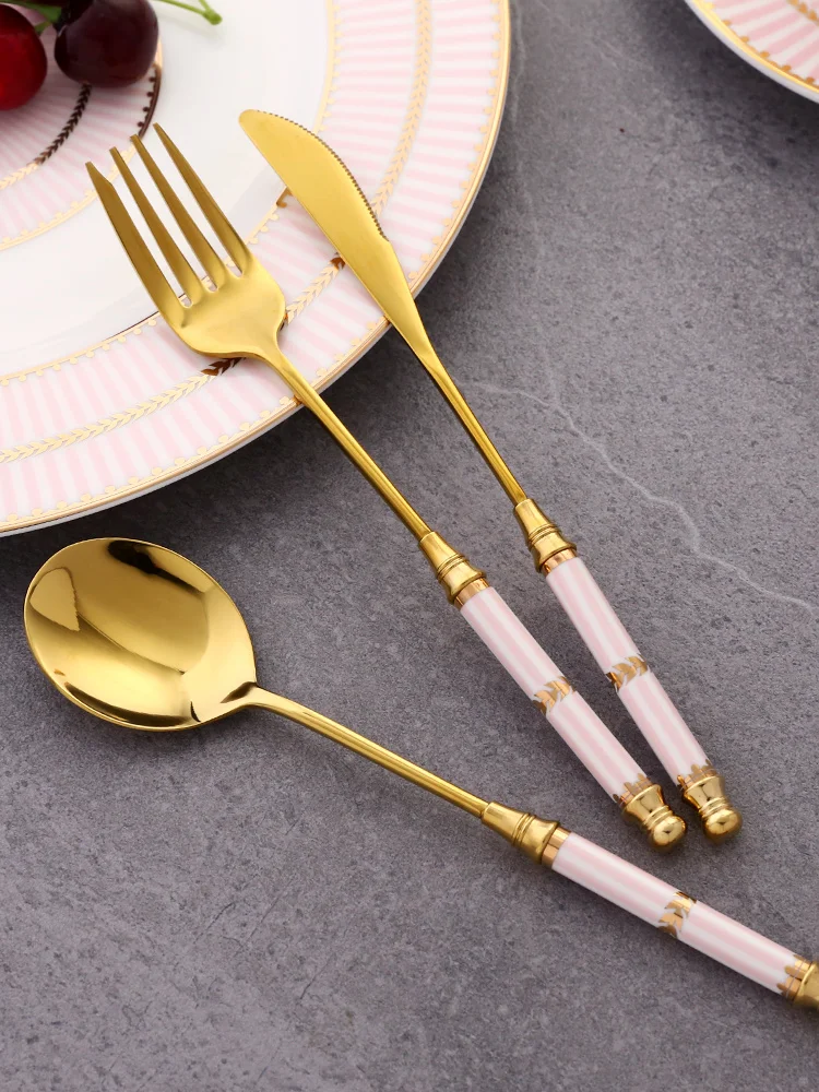 

Art Modern Design Tableware Set Reusable Utensils Metal Vintage Knife And Fork Set Gold Gift Vaisselle Dining Table Decor BK50CJ