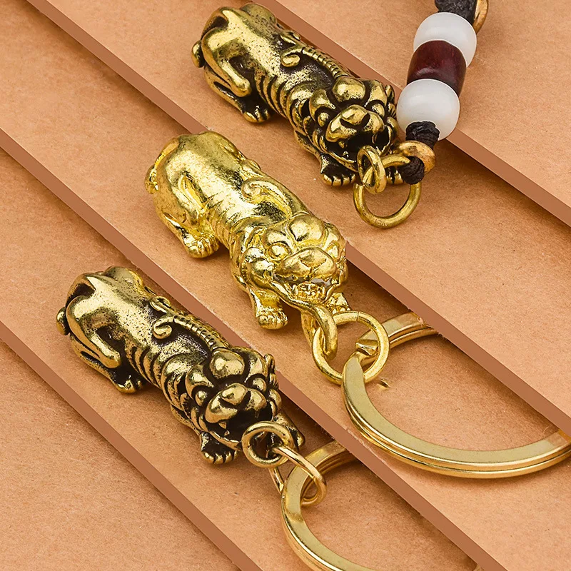 Brave Troops Brass Car KeyChain Pendant Jewelry Vintage Chinese Style Handmade Woven Rope Keychain Lanyard Keyring Crafts K4558