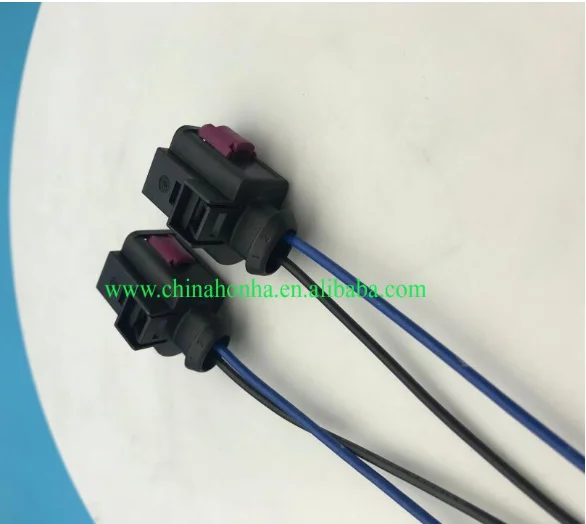 

4D0971992 For A3 A4 A5 A6 Q7 TT Engine Harness Motor Horn Plug Connector Wire 2 Pin