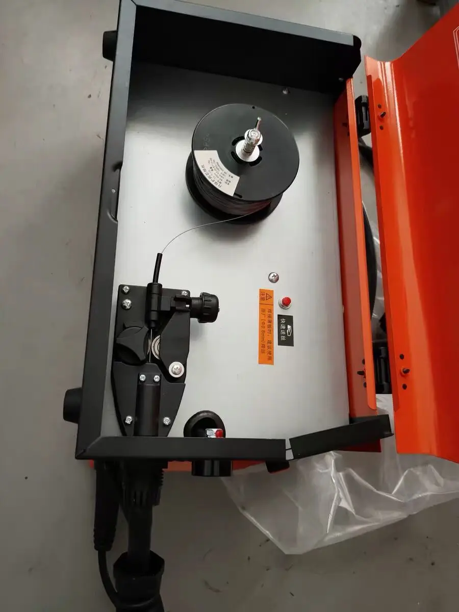 NBC-270 Carbon dioxide gas shielded electric welding machine 220V gas shielded welding, electric welding dual-purpose welding ma