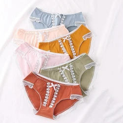 New Japanese Cute Girly Underwear Pure Cotton Seamless Breathable Antibacterial Student Underwear Female Lace Mid-waist