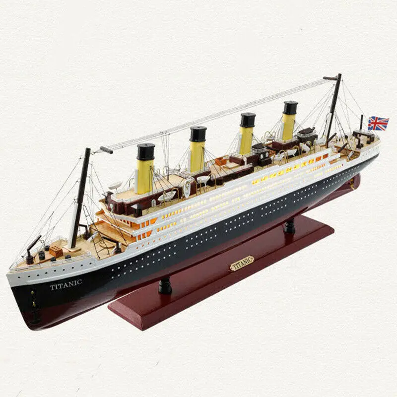 Miniatura de barco de madeira com titânio para decoração, barco final para sala de estar, barco com simulação de cruzeiro, acessórios de decoração