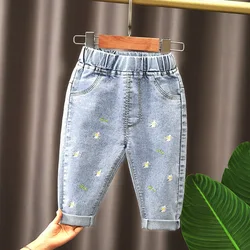 Calça jeans infantil de perna reta solta, roupa de bebê menina, roupa de exterior, calça jeans que combina com tudo, primavera