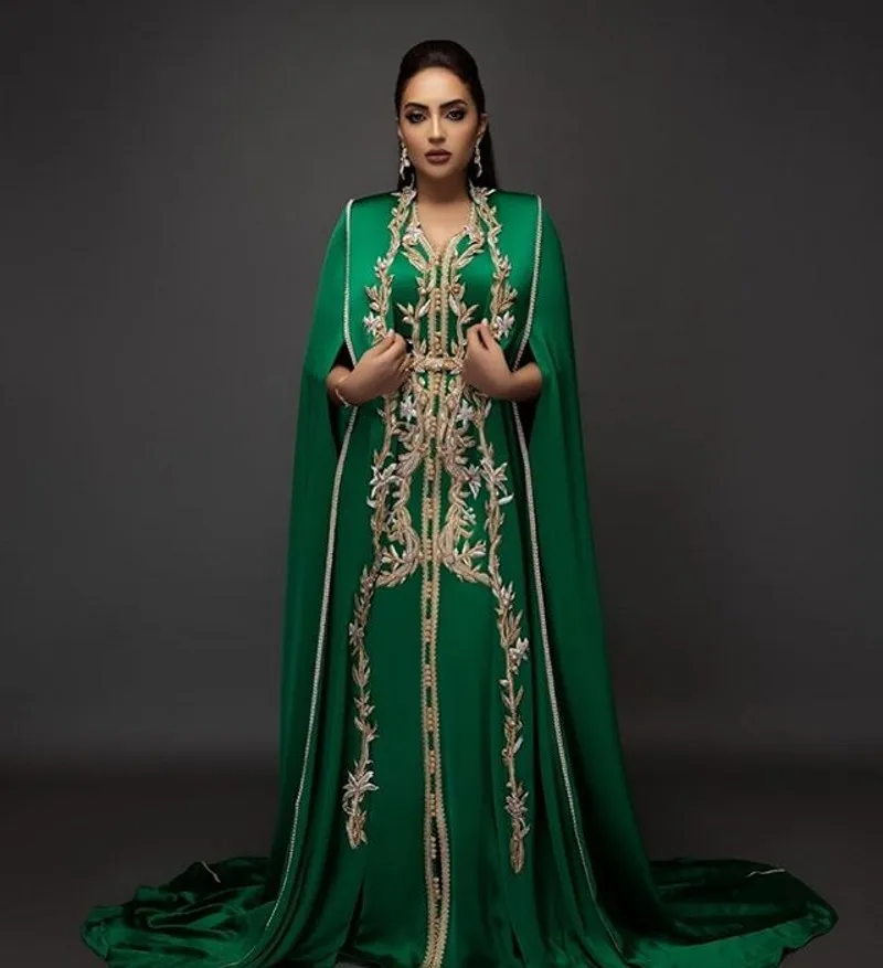 

Evening Dresses Light Green Moroccan Caftans Embroidery Appliques Elegant Long Formal Occasion Dubai Arabic Elbise Abiye Party