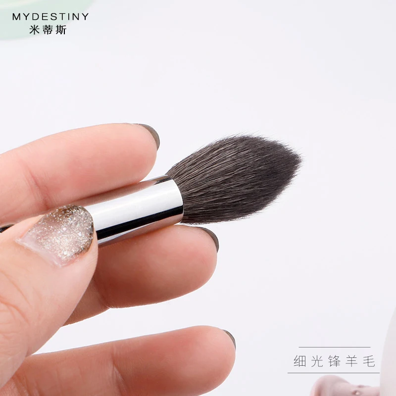 1pc High quality Pro Goat hair Highlighter Makeup brushes Flame shape Highlight Make up brushes Ebony handle cosmetic tools