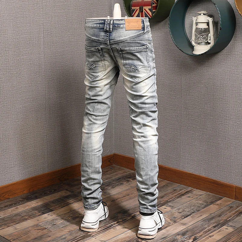 Dżinsy Vintage mężczyźni jesień bawełna proste Slim Fit niebieskie w stylu Retro spodnie męskie spodnie jeansowe