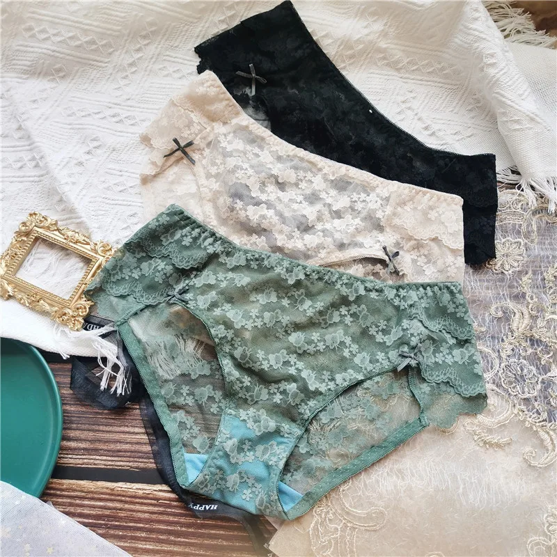 2021 Women's Sexy Underwear Retro Lace Briefs Women Flower Hollow out Panties  Low Waist Solid Color Underpants Female Lingerie