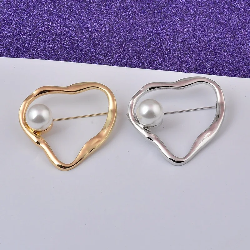Broche antideslumbrante geométrico de perlas de imitación de Metal para mujeres y hombres, broche de Color dorado, Rebeca, hebilla de Collar, broche, accesorios