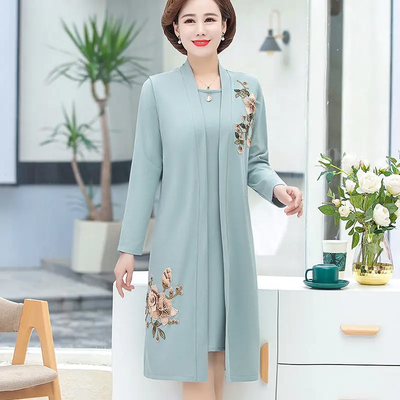 MiddleAged Women's Dress Set Age-Reducing Dress Two-Piece New Female Spring Autumn Cheongsam Temperament Embroidery Dresses Suit