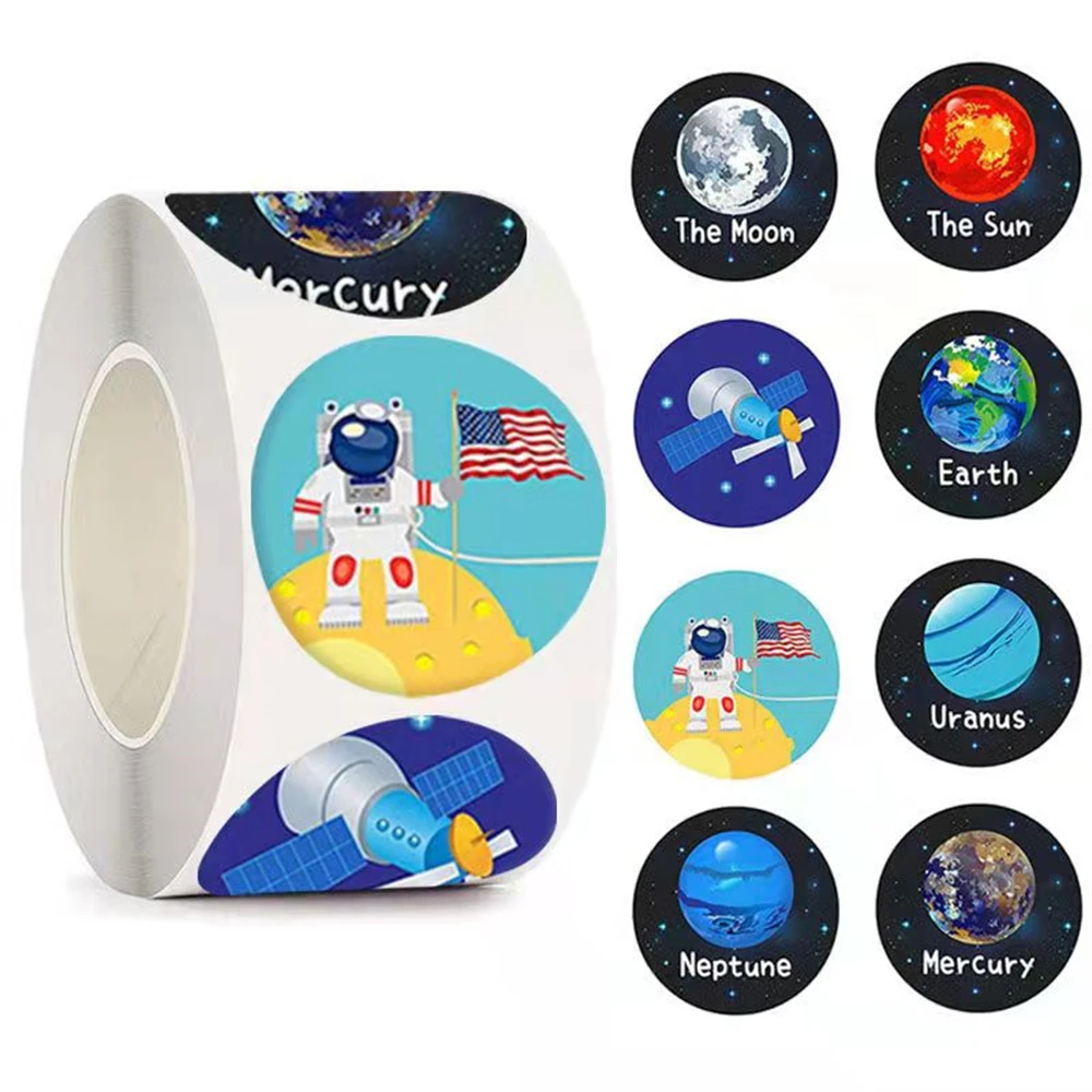 500 Pcs Children's Reward Stickers Round Sealing Labels Interesting Planet Astronauts Pattern Stationery Stickers for Children