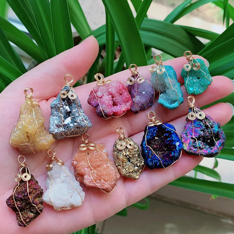 Natural Crystal Pendant Wire Wrap Small Rock Quartz Stone Pendulum Colorful Irregular Druzy Agates Crystal Pendulo for Women