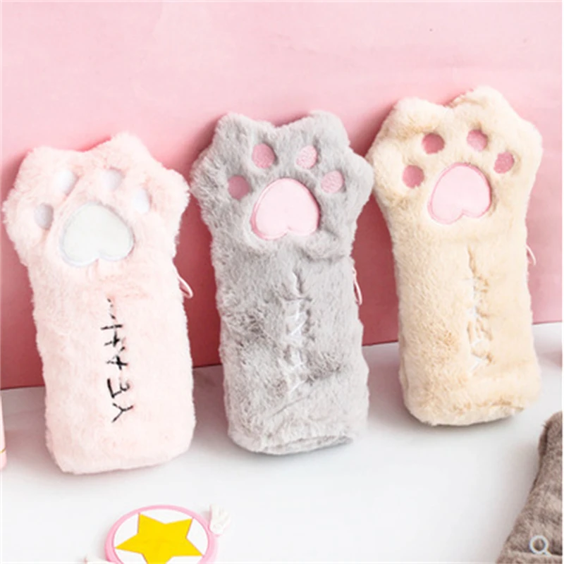 

1pcs Kawaii Creative pencil case Cartoon cat paw cute girl plush octagonal pen bag girl student simple storage bag