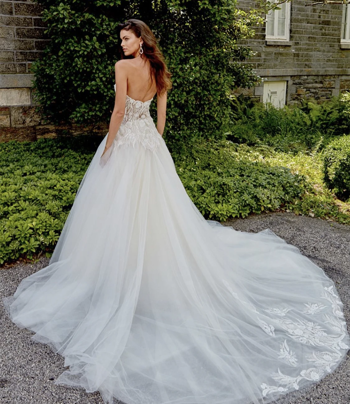 Robe de mariée trapèze en Tulle, avec des Appliques en dentelle, sans manches, à dos nu, avec paillettes, longueur au sol, avec traîne, nouvelle collection