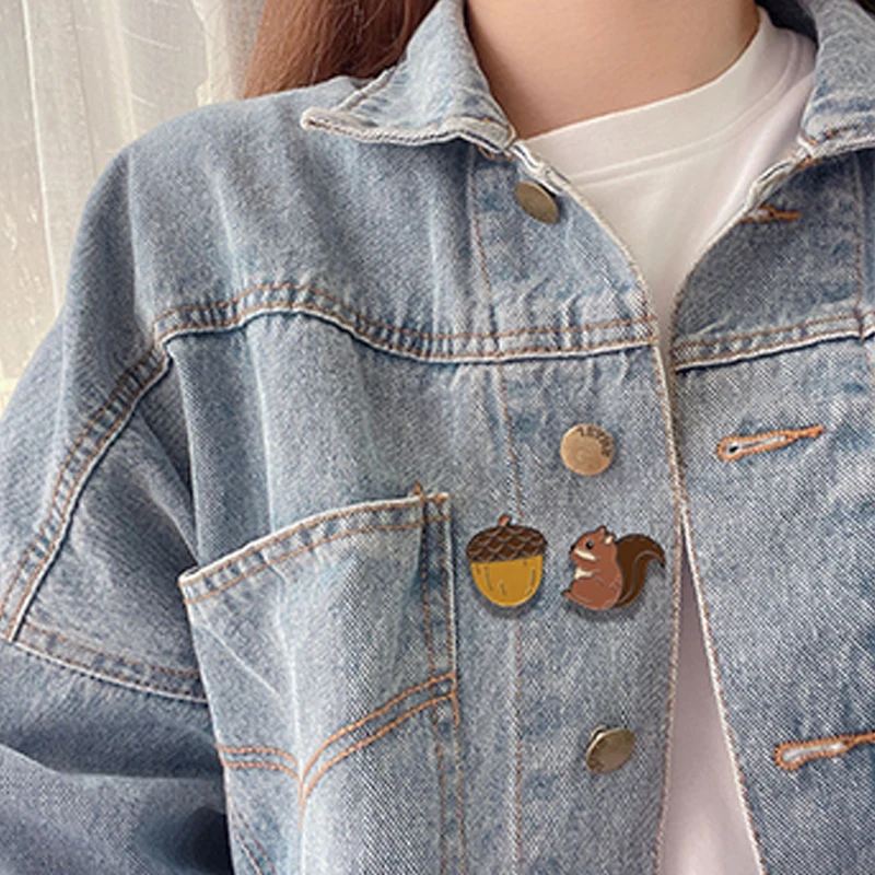 Cartoon Cute Animal Enamel Pins Squirrel Pine Cone Brooch Alloy Badge Sweet Accessories Woman Jewelry Gift