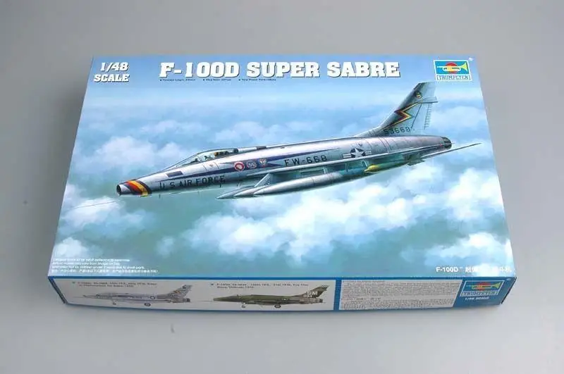 Trumpeter 1/48 02839 F-100D Super Sabre Model Kit