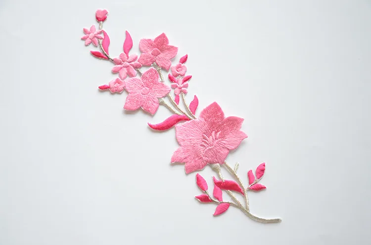 2Pcs/26x 9,5 Cm Rosa Blau Bestickt Blume Applikationen Bekleidungs Zubehör Eisen Auf Patch DIY Sammelalbum Karte Handwerk dekoration