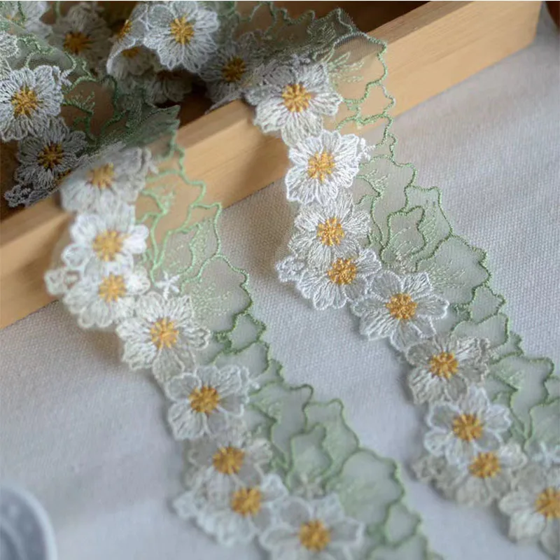 5.5cm geniş lüks pamuk işlemeli yeşil mor çiçek dantel kumaş Dubai dikiş DIY Trim fırfır aplike şerit yaka dekor