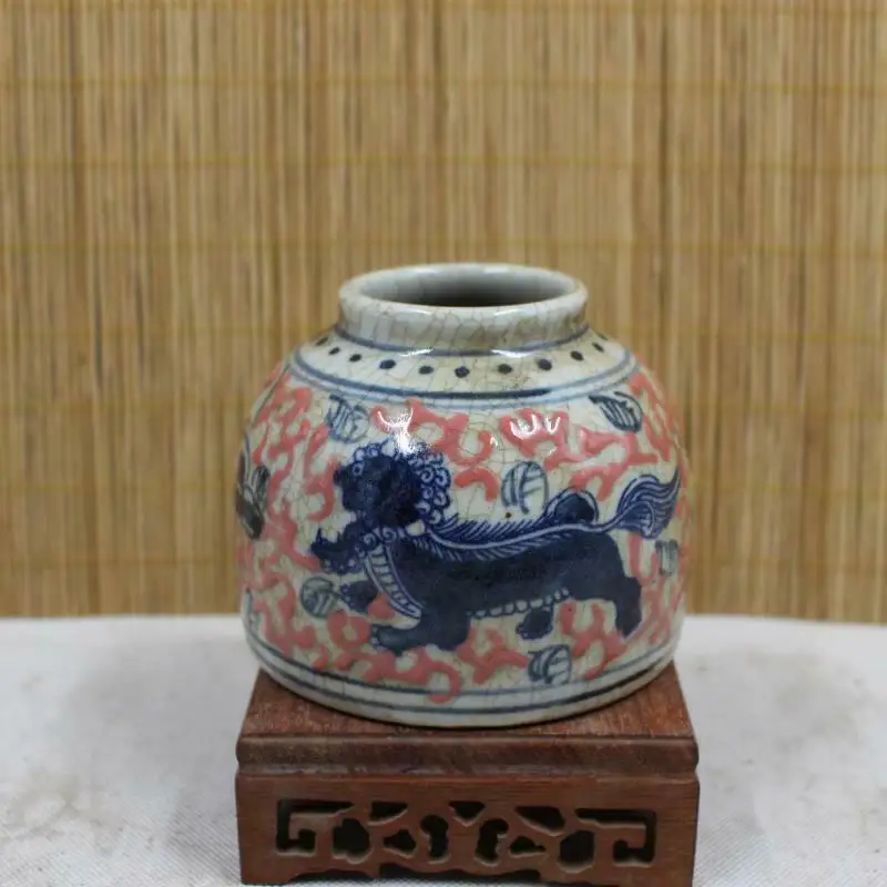 Chinese Blue and White Porcelain Pot Yuan Red Glaze Handpainted Kylin Design Jar