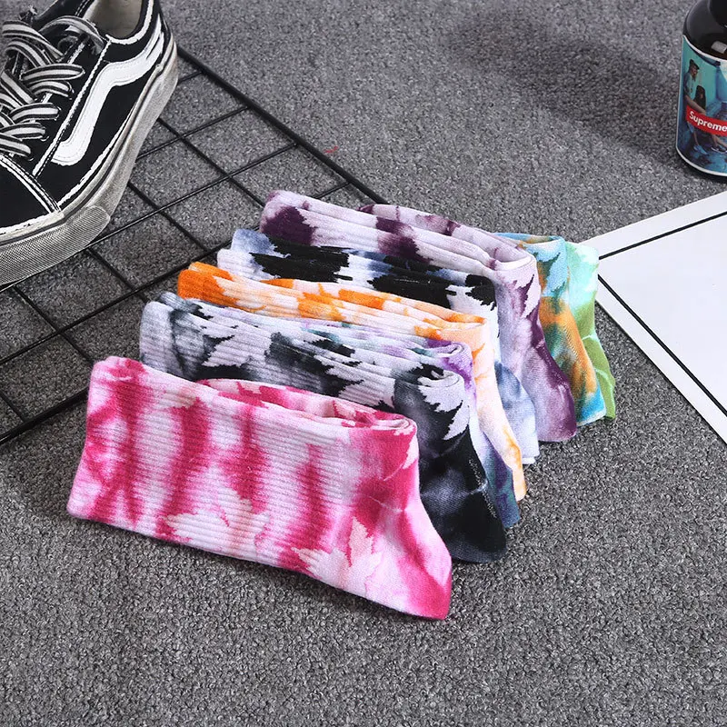 Tide brand hip hop sock 2020 High-Quality Cotton Skate Socks Men Women Sock Knee-high Funny Cycling Running Hiking Tie Dye Socks